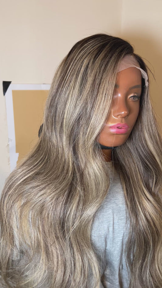 Lowlight Lived in Blonde